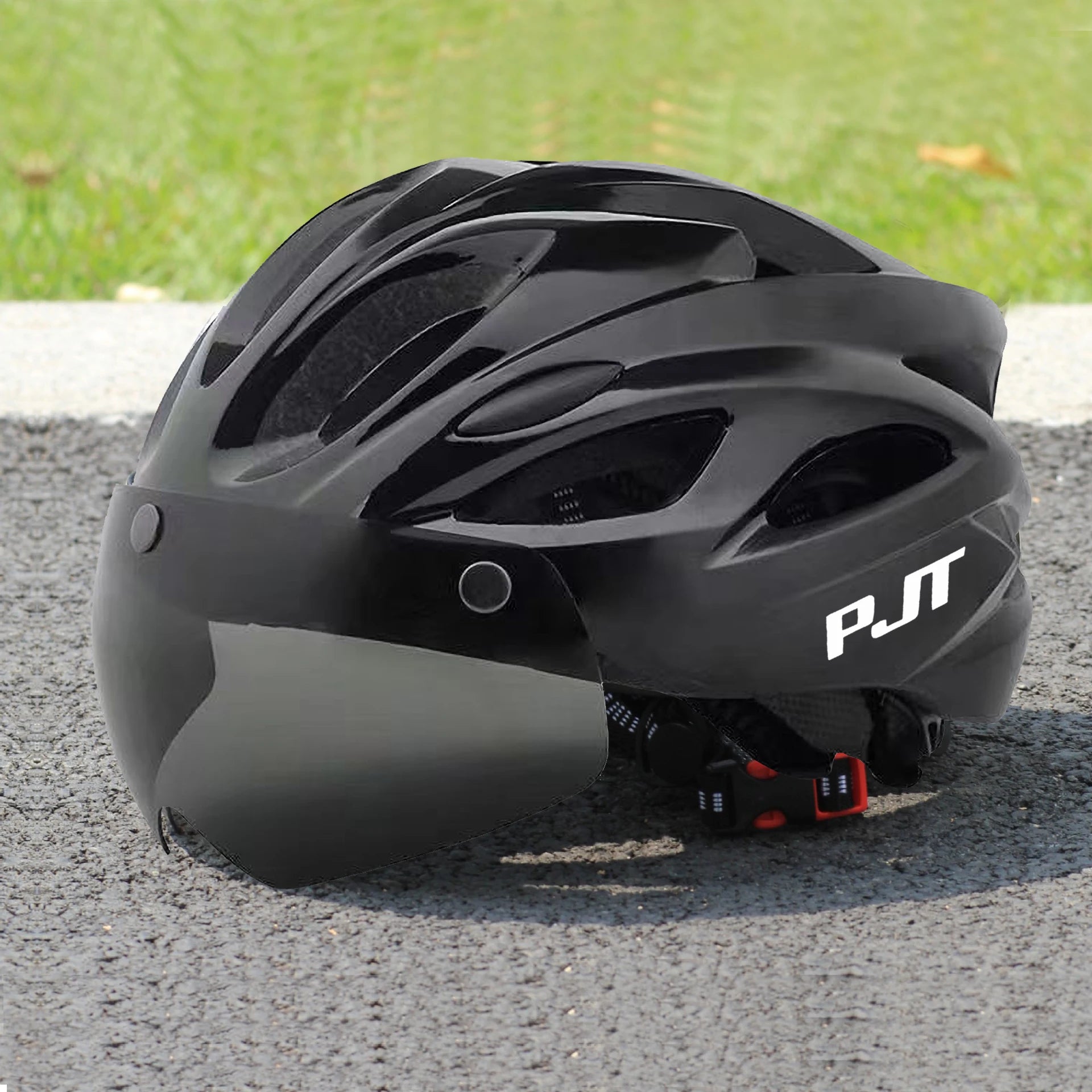 Ultra-Light Bicycle Helmet Lightweight PC Shell & EPS Foam Construction Cycling Helmet MTB 18 Ventilation Vents Bike Helmet